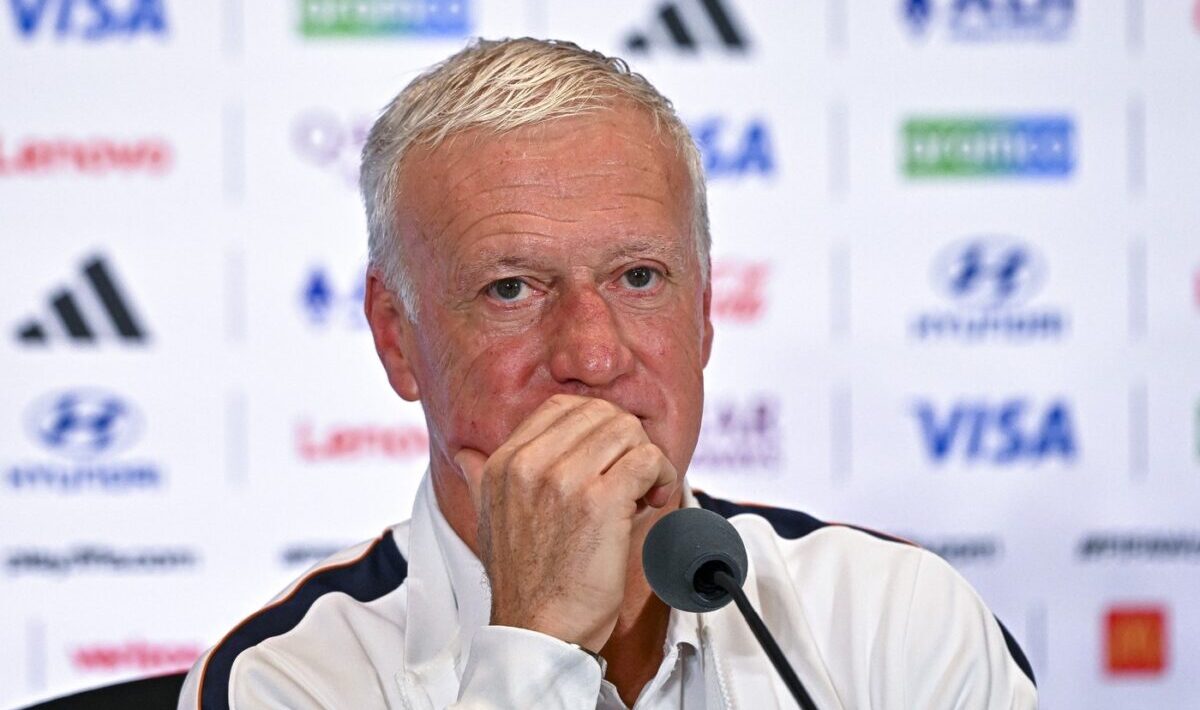 Deschamps îşi ia rămas‑bun după 14 ani la Les Bleus
