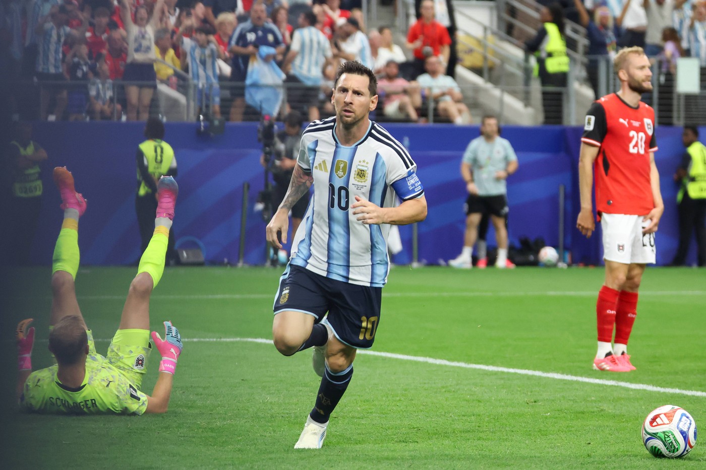Messi, pregătit pentru meciul cu Iordania arbitrat de Kovacs