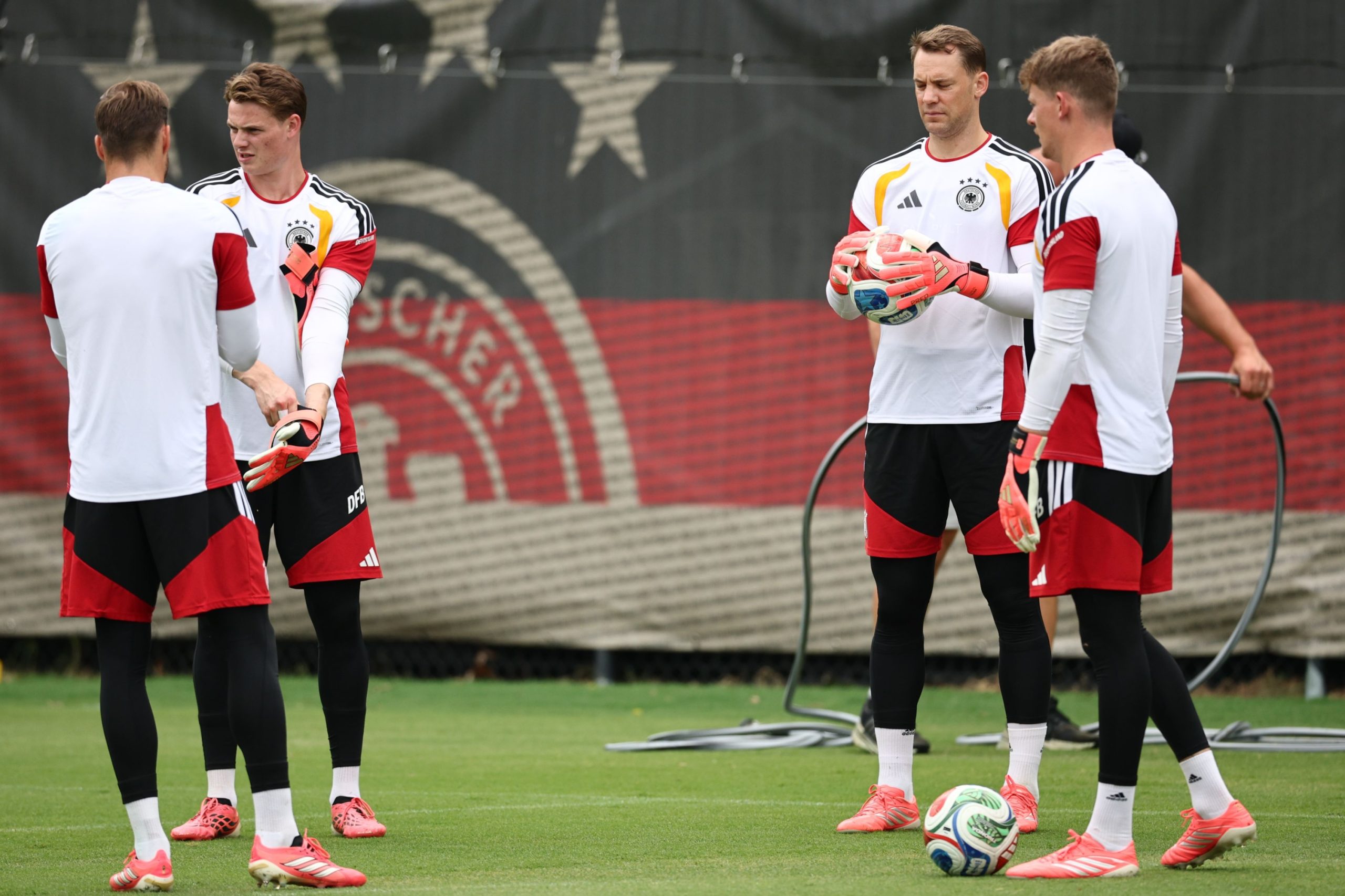 Neuer se retrage după eliminarea Germaniei la Mondial