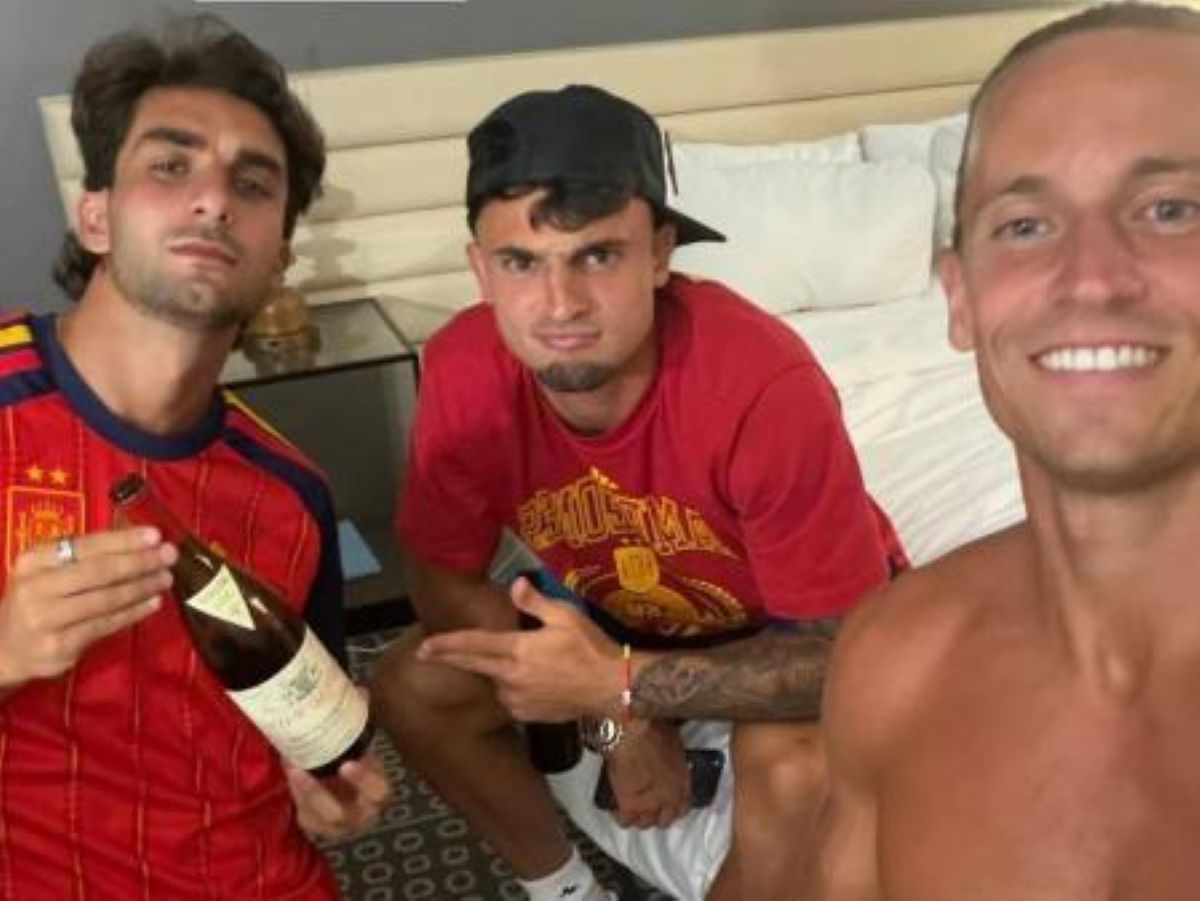 Spania campioană mondială: Torres și Llorente au sărbătorit cu vin de 2.000€