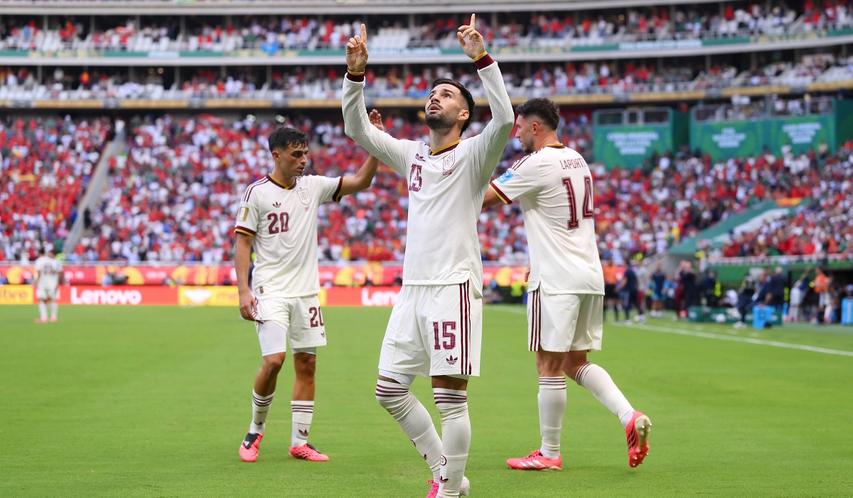 Spania în 16-imi, Uruguay eliminată după eroarea lui Muslera