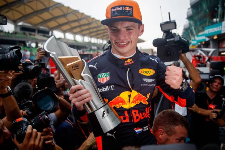 Pariuri Formula 1. Hamilton, favorit să câștige sezonul 2018. Ce schimbări au suferit mașinile!
